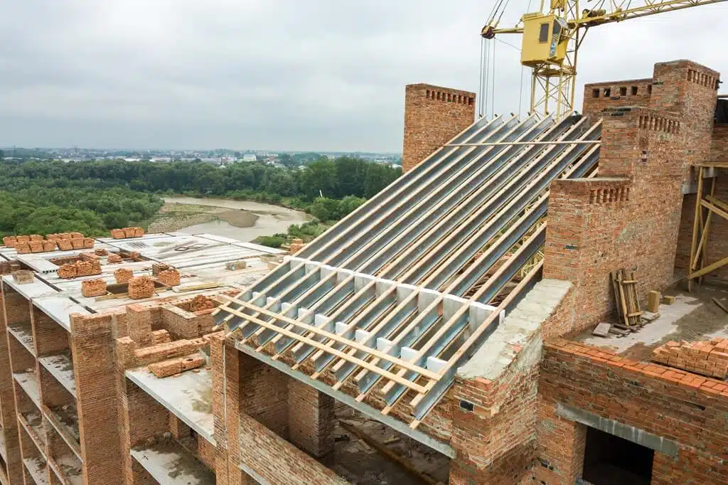 Benefits of Roofing Contractor Services in Llano TX​